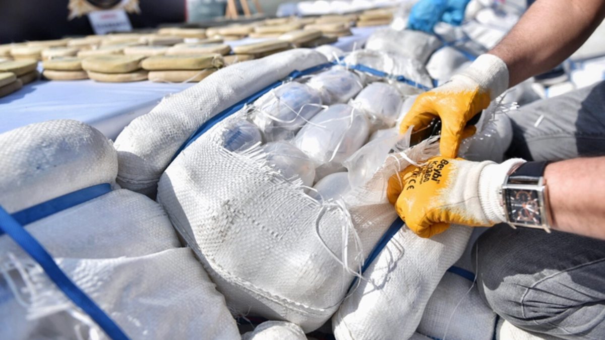 Türkiye ve İspanya iş birliğiyle sınır ötesindeki uyuşturucu tacirlerine büyük