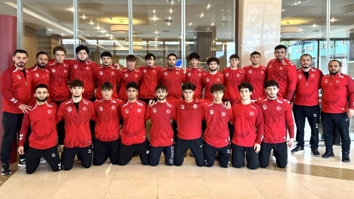 U20 Balkan Güreş Şampiyonası’nda milliler tarihi bir başarıya imza atarak