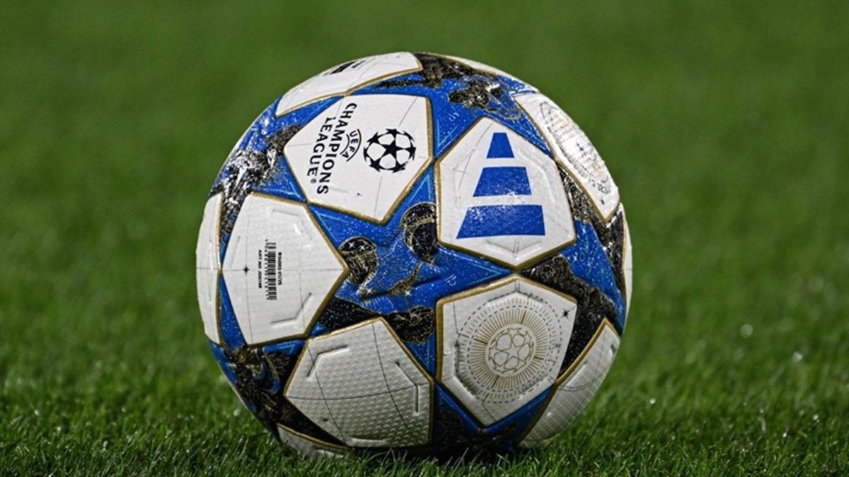 UEFA Şampiyonlar Ligi'nde üçüncü haftanın perdesi, yarın oynanacak maçlarla açılacak.