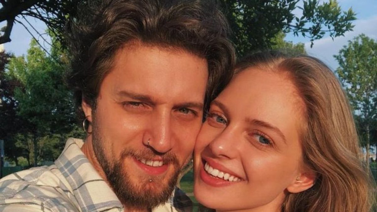 Büyük bir aşkla 2022 yılında hayatlarını birleştiren oyuncu İpek Filiz