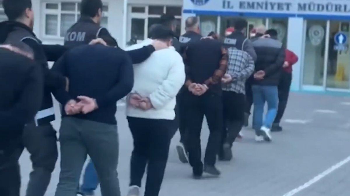 İçişleri Bakanı Ali Yerlikaya, son 2 haftada 45 ilde FETÖ'ye