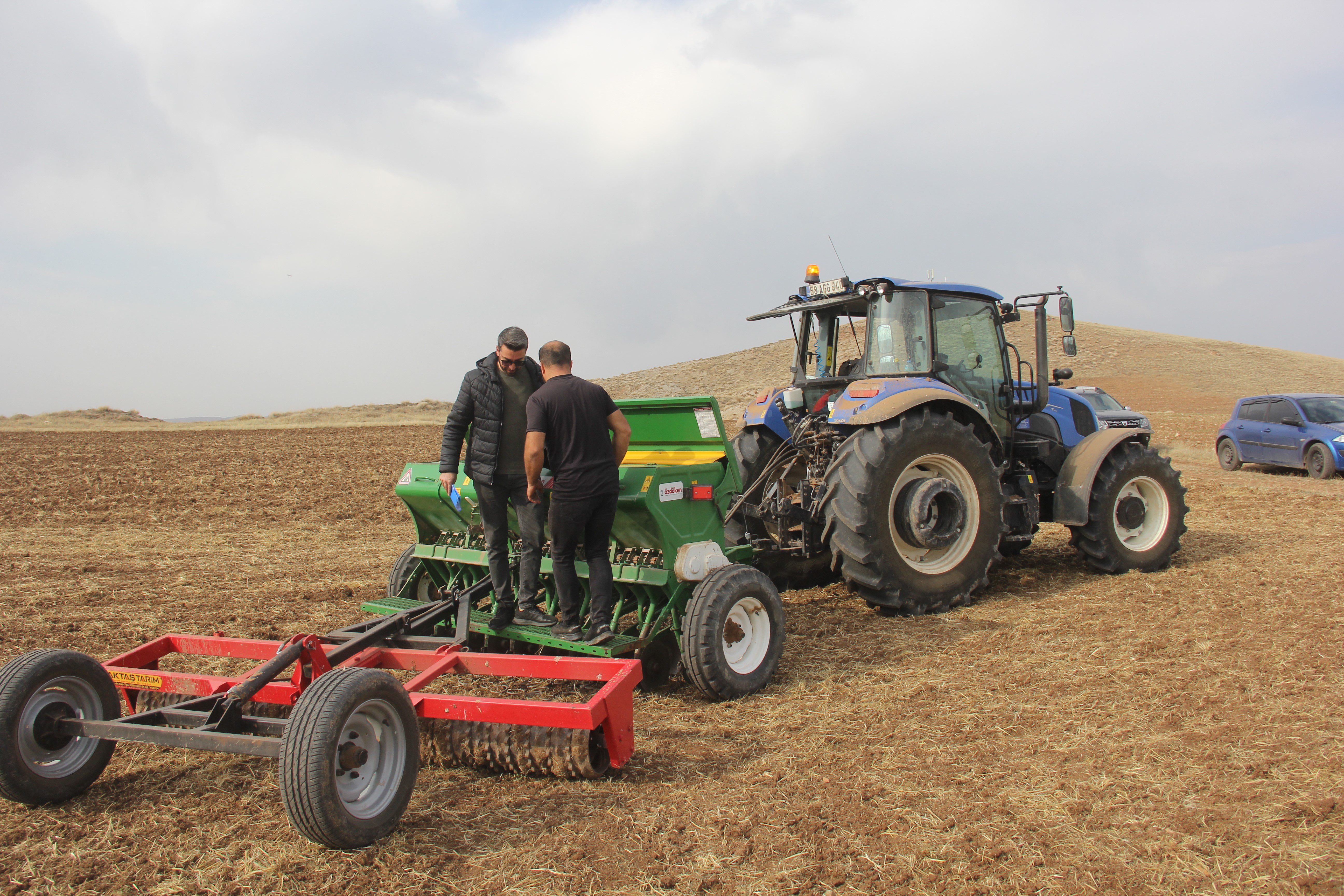 Sivas’ta kamu-üniversite işbirliği çerçevesinde 5 farklı ekmeklik buğday tohumu, ilk
