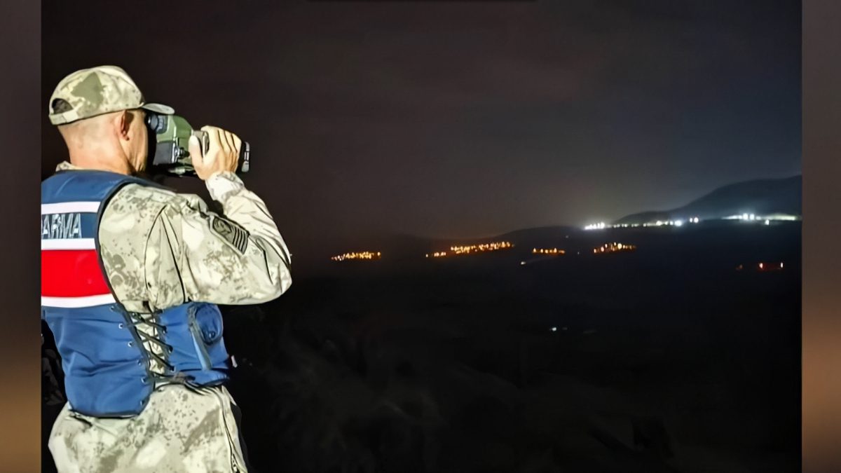 81 ilde yapılan denetimlerde göçmen kaçakçılığına büyük darbe vuruldu; 29