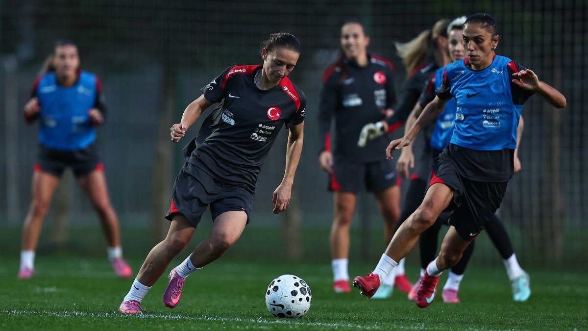 A Milli Kadın Futbol Takımı'nda Kezban Tağ, sakatlık nedeniyle aday