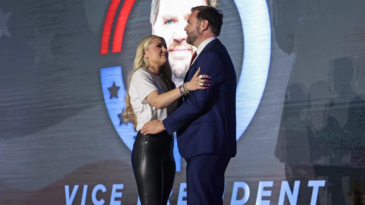 ABD'de suikastla öldürülen Charlie Kirk'ün eşi Erika'nın ABD Başkan Yardımcısı