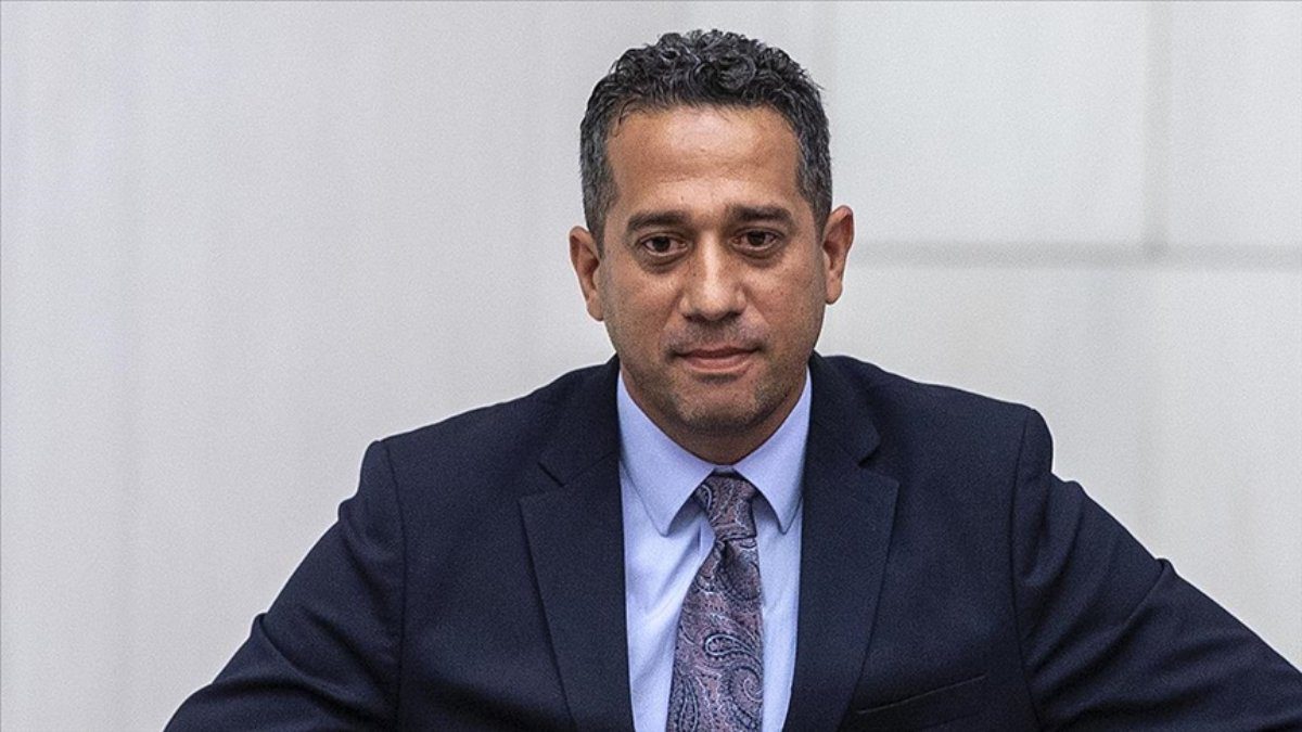 Ali Mahir Başarır'a tahsis edilen TBMM plakalı ve çakar tertibatlı