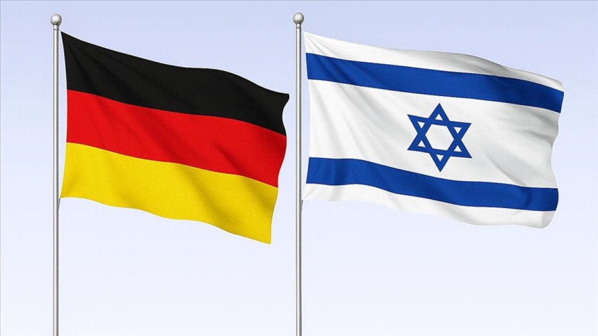 Ülke genelinde yapılan ankete göre, Almanların çoğu hükümetin İsrail'e verdiği