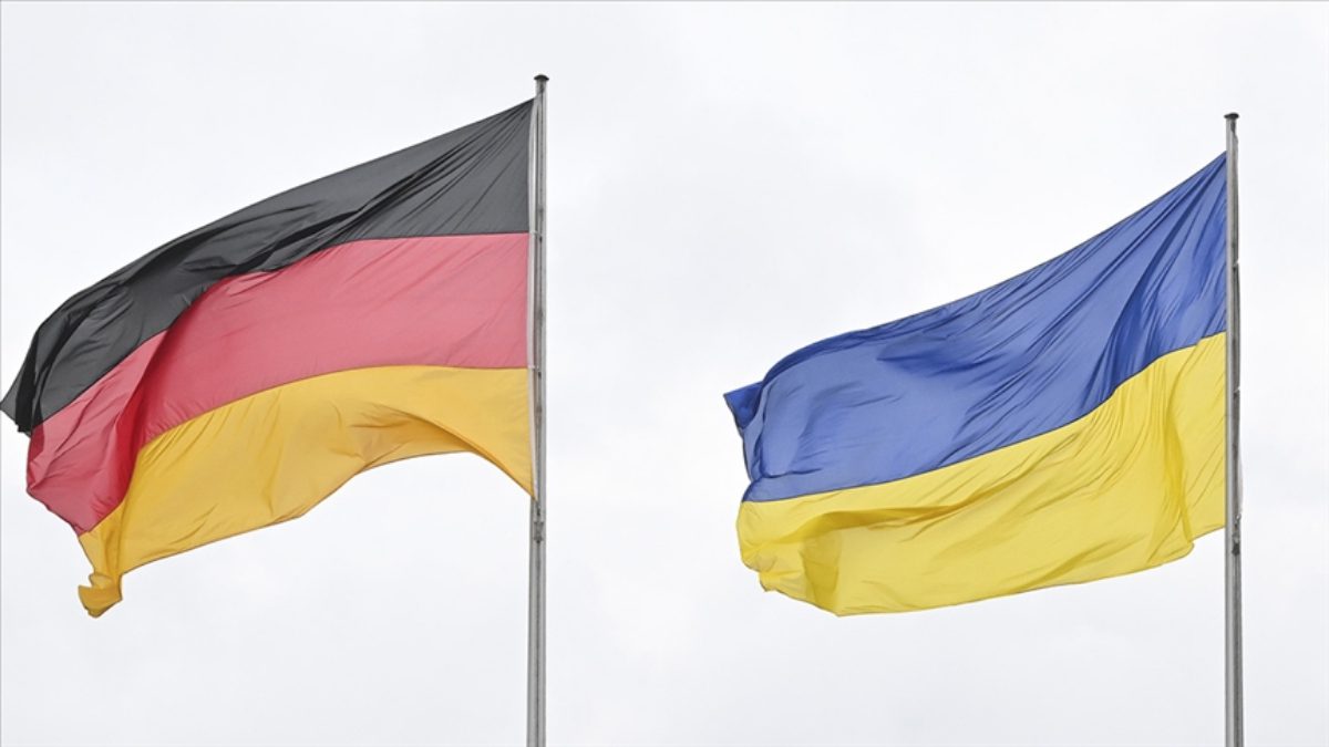 Almanya’da koalisyon ortakları Hristiyan Birlik Partileri (CDU/CSU) ile Sosyal Demokrat