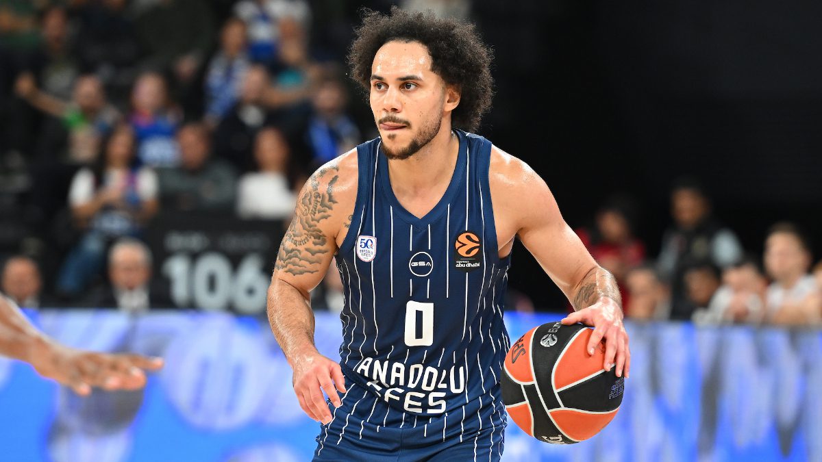 Anadolu Efes, EuroLeague'in 9. haftasında Olimpia Milano deplasmanında 97-93 mağlup