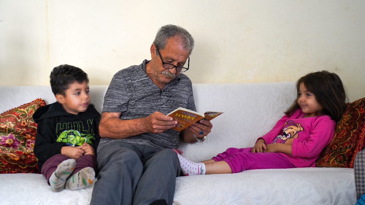 Oğlunun cezaevine girmesinin ardından önce gelinini ardından da 10 ay