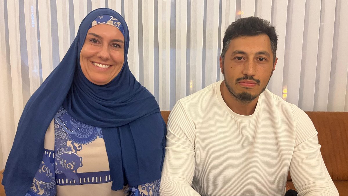 Aslen Tokatlı olan Ersin Gödel'in eşi Alman asıllı Jessica Gödel,