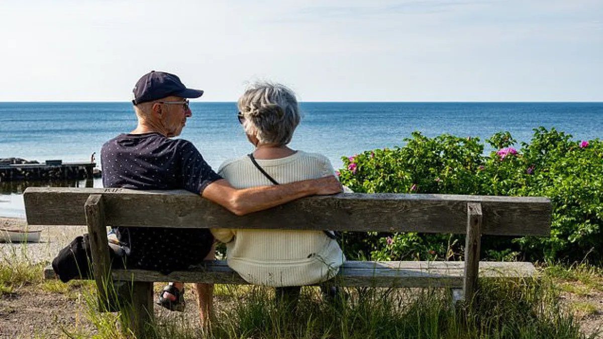 Yaşam süresi uzarken, emekli sayısındaki artış ve prim ödeyenlerin sayısındaki
