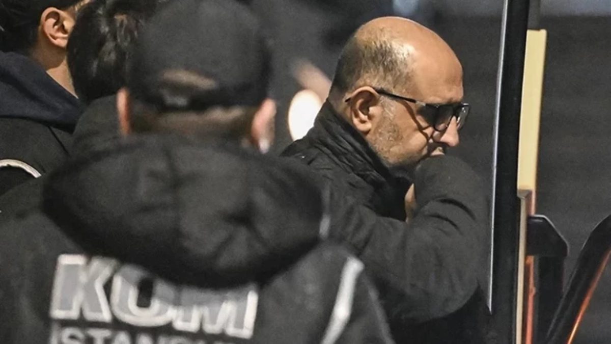 Özgür Özel, Aziz İhsan Aktaş'ın yurt dışına kaçtığını söyledi. Özel'e