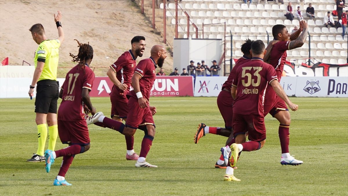 1. Lig'in 14. haftasında Bandırmaspor, evinde Çorum FK'yı 1-0'lık skorla