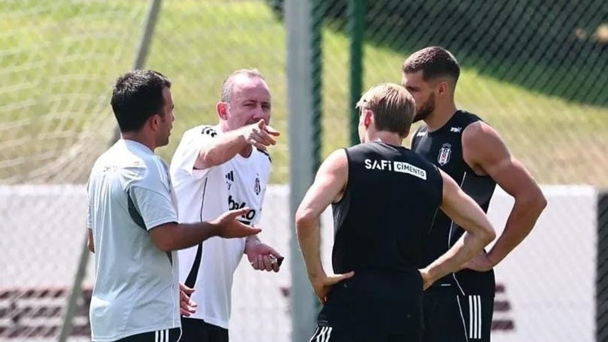 Siyah-beyazlılar, yabancı kontenjanı nedeniyle Jonas Svensson ve David Jurasek’le yolları