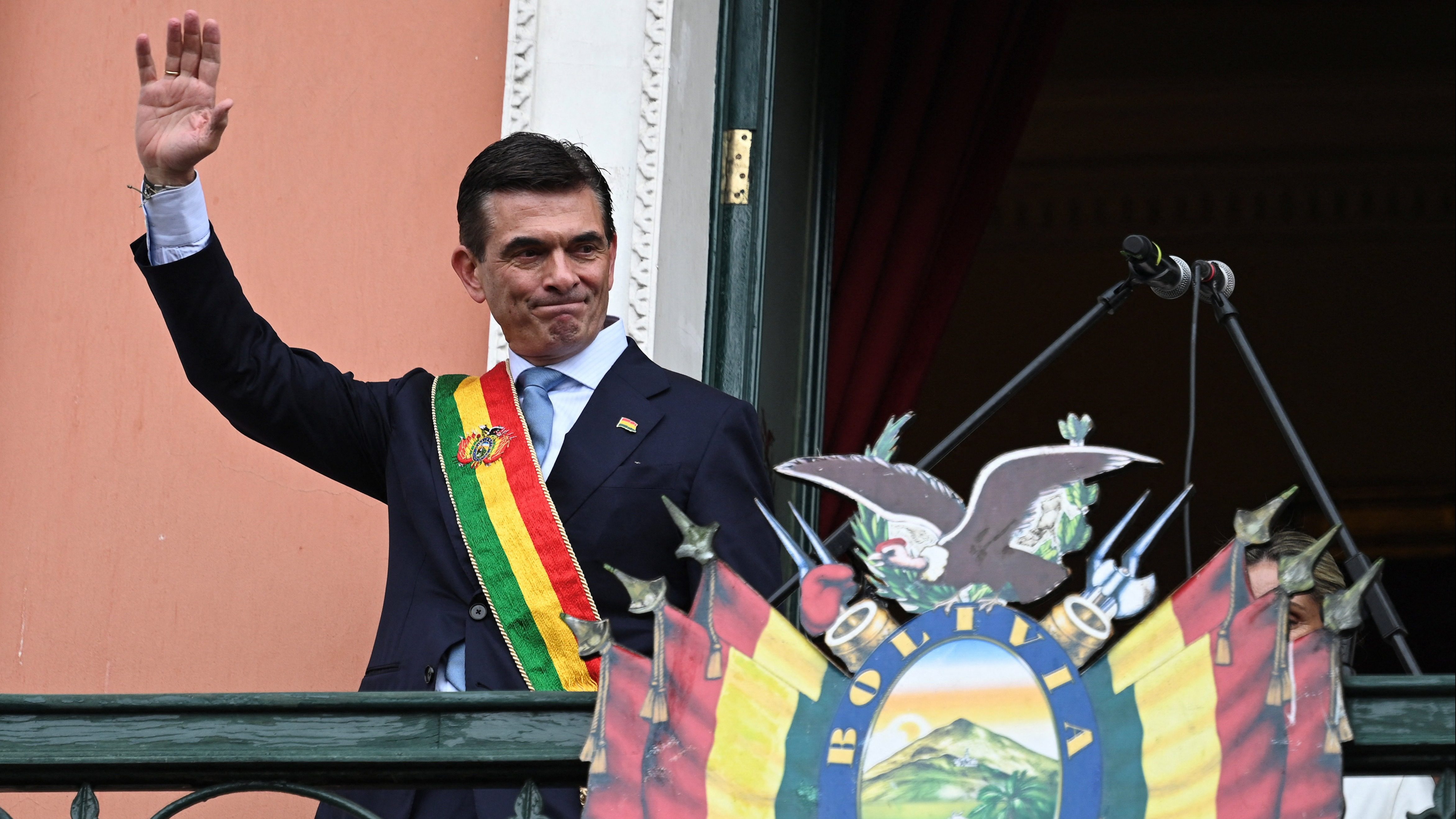 Bolivya'da devlet başkanlığı seçimini 2'nci turda aldığı yüzde 54.53 oyla