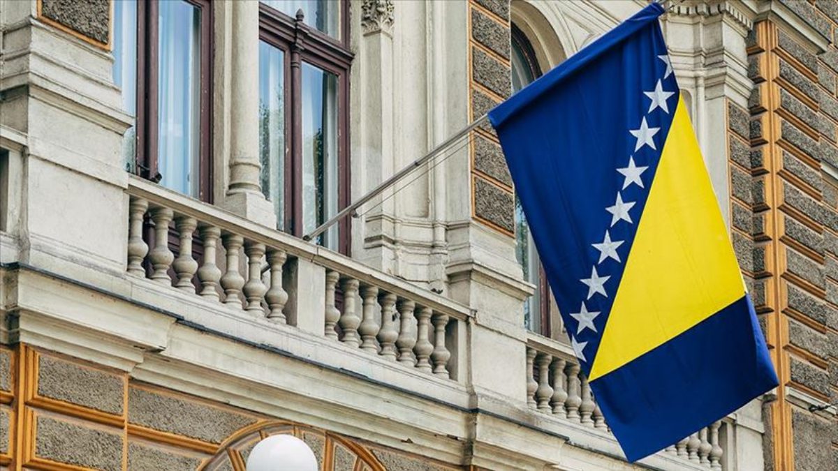 Bosna Hersek'te huzurevinde çıkan yangında çok sayıda kişinin hayatını kaybettiği