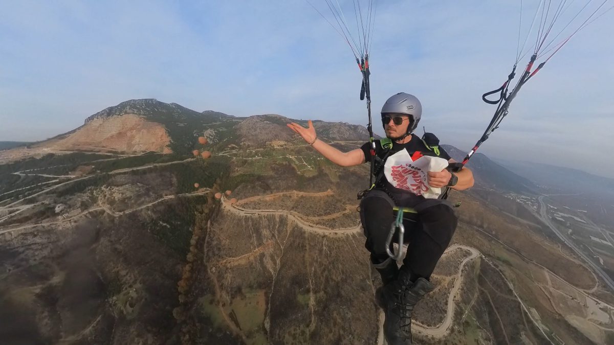 Bursa'da öğrenciler tarafından hazırlanan tohum topları, orman yangınlarında zarar gören
