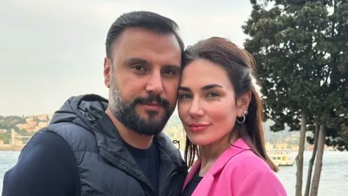 Ünlü oyuncu ve sunucu Buse Varol'un toynağa benzeitlen ayakkabılarına yorum