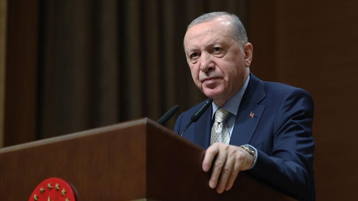 Cumhurbaşkanı Recep Tayyip Erdoğan, Azerbaycan'da konuşuyor.