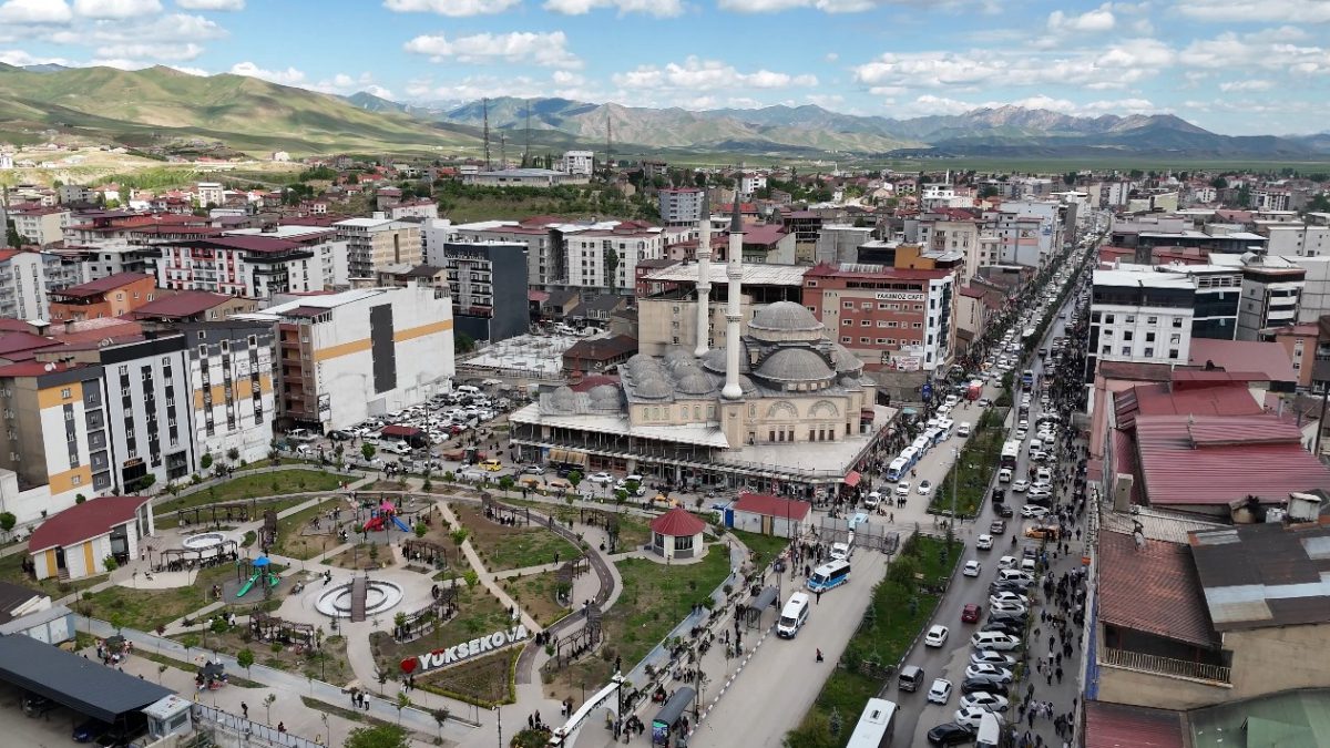 "Terörsüz Türkiye" süreci olarak adlandırılan gelişmeler, bölge halkı tarafından memnuniyetle