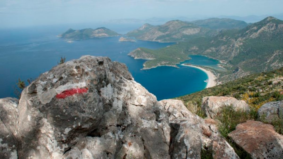 Muğla’nın Fethiye ilçesinden başlayıp Antalya’ya uzanan Likya Yolu, Time Out