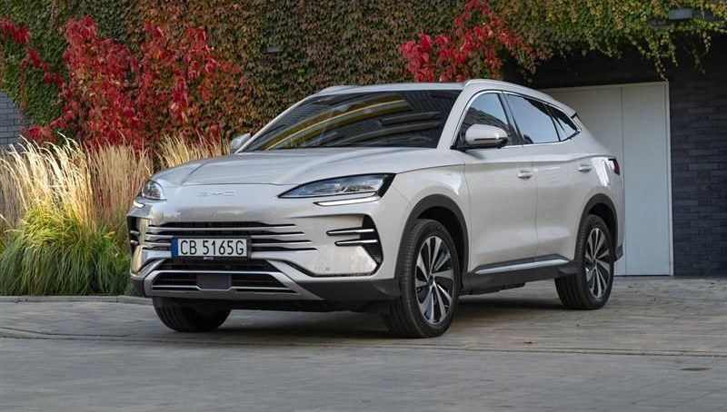 BYD hisseleri, satışlardaki art arda düşüşle dokuz ayın en düşük