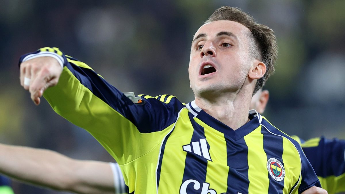 Kerem Aktürkoğlu, okul başkanı seçilen küçük bir taraftarın ''Başkan seçilirsem