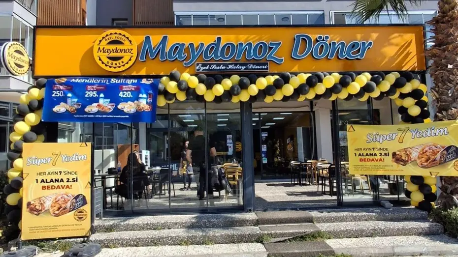 Maydonoz Döner soruşturmasında dokuz şüphelinin 25'er yıl hapsi istendi. İddianamede