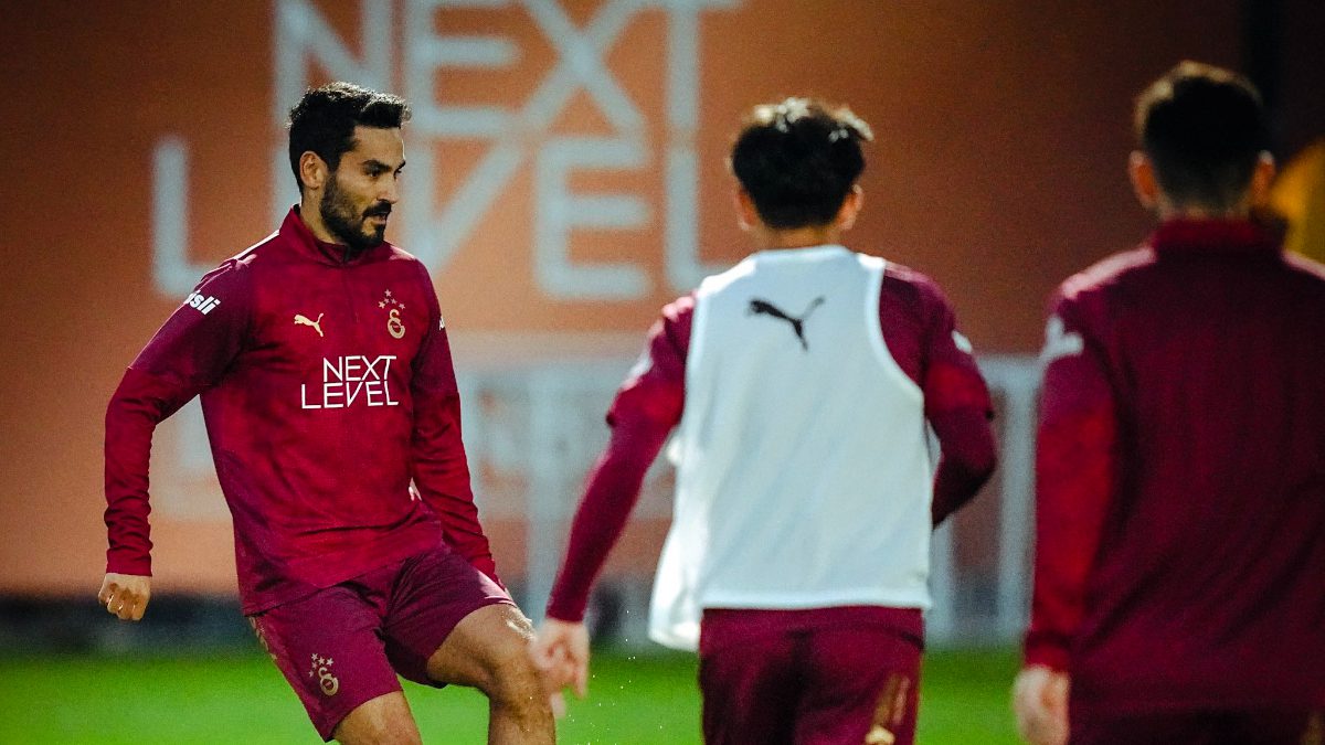 Okan Buruk yönetimindeki Galatasaray, Gençlerbirliği ile oynayacağı lig maçının hazırlıklarına
