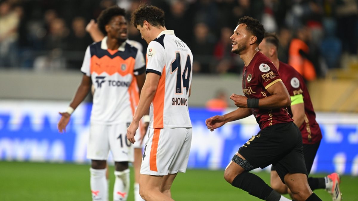 Gençlerbirliği, Süper Lig'in 12. haftasında ağırladığı Başakşehir'i 2-1 mağlup etti.