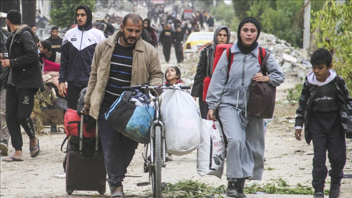 Güney Afrika Cumhuriyeti'nin, sığınma talep eden ancak pasaportlarında İsrail tarafından