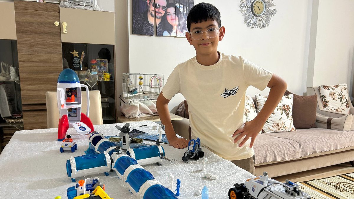 Hatay'da yaşayan 11 yaşındaki Ümit Keçik, Mars’ta yaşamı mümkün kılmak