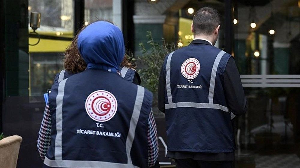 Kocaeli İzmit'te menüde belirtilmesine rağmen içecek seçeneğinden ek ücret talep