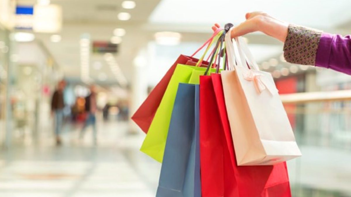 Moda tutkunlarının sabırsızlıkla beklediği Inditex indirim dönemi yaklaşıyor. Her yıl