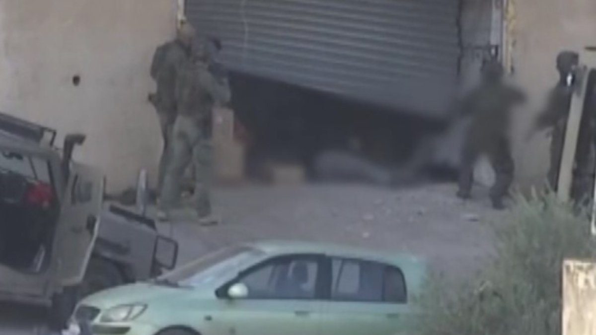 İsrail güçleri, işgal altındaki Batı Şeria'nın Cenin kentinde teslim olan