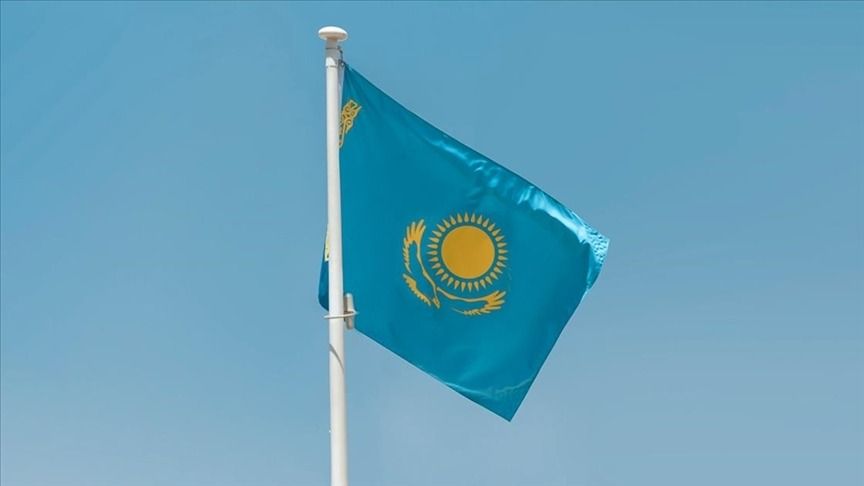 Kazakistan’da küçük çocuğu olan ebeveynlerin çalışma süresinin kısaltılması gündeme geldi.