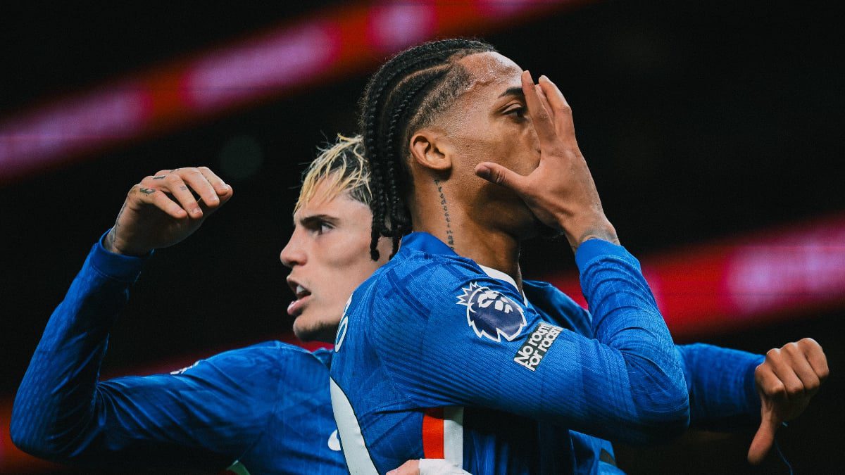 Chelsea, Premier Lig'in 10. haftasında derbi mücadelesinde Tottenham'ı 1-0'lık skorla