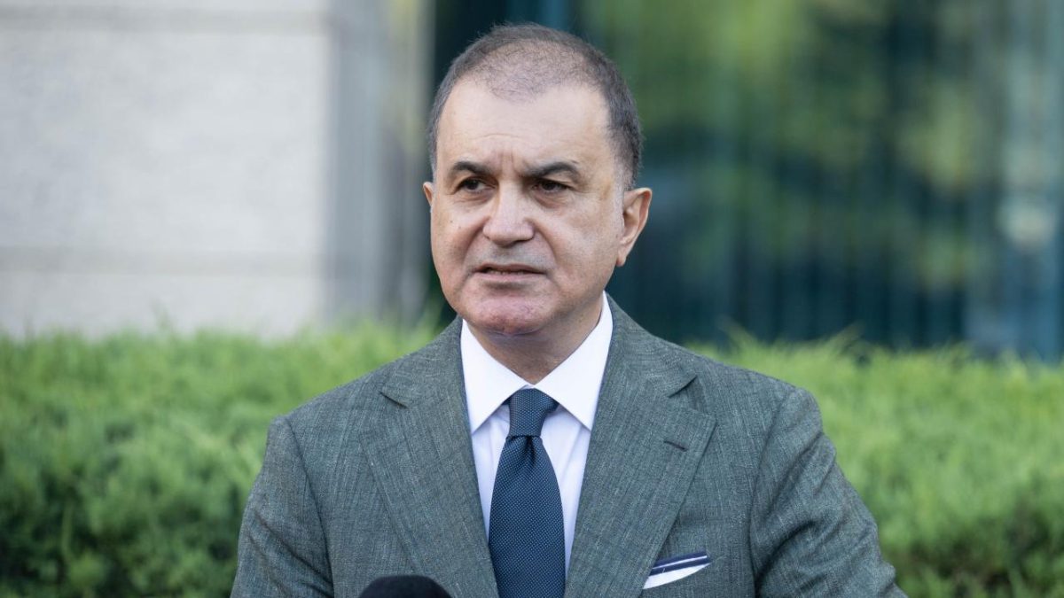 AK Parti Sözcüsü Ömer Çelik, CHP Genel Başkanı Özgür Özel’in