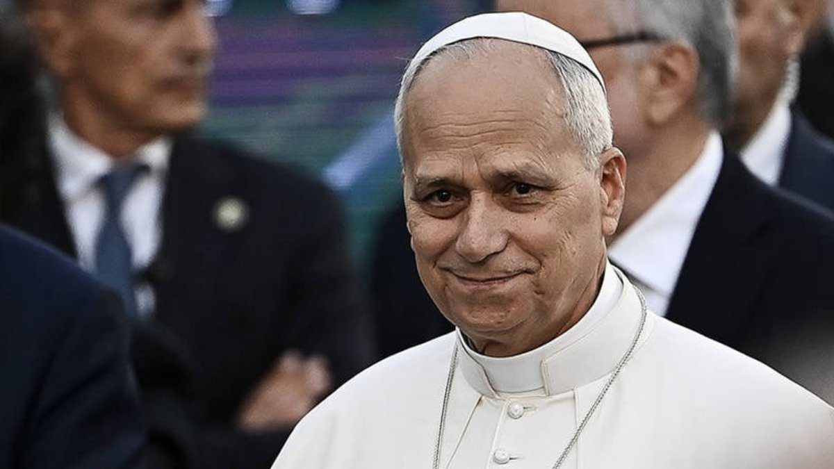 Papa 14. Leo, göreve gelmesinin ardından ilk yurt dışı ziyaretini