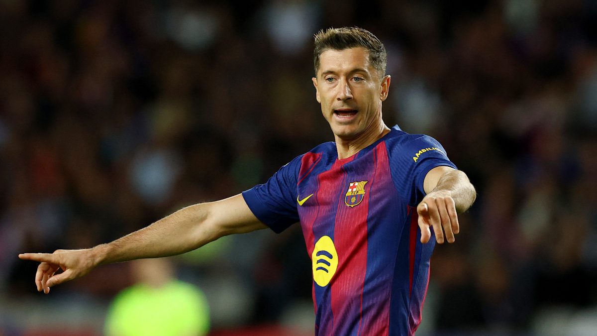 Fenerbahçe Başkanı Sadettin Saran, ismi Fenerbahçe ile anılan Robert Lewandowski