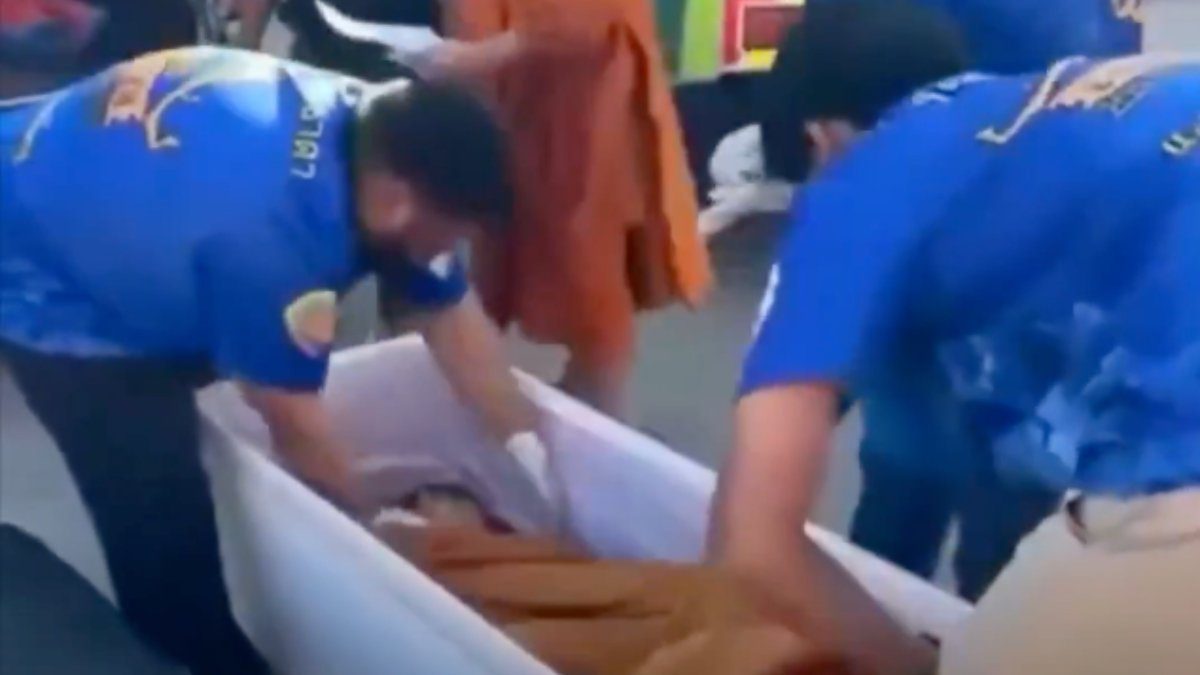 Türlü garipliklerle Batı medyasına konu olan Uzak Doğu yine ağızları