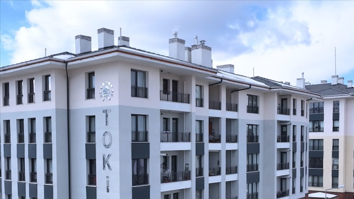 500 bin sosyal konut projesinde TOKİ başvuruları yoğunluk yaşanmaması adına