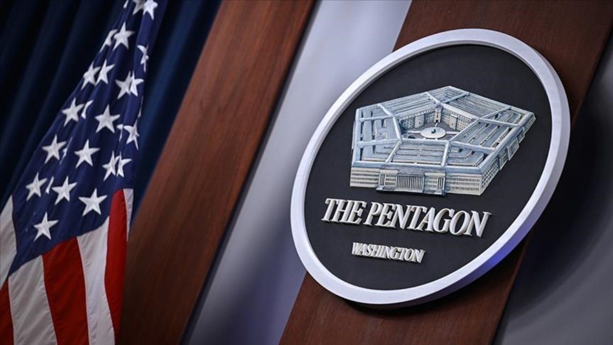 Pentagon, askerlerin Başkan Donald Trump'ın 'yasa dışı emirlerine uymaması' çağrısı