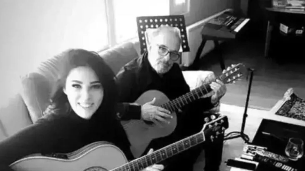 Merhum sanatçı Ferdi Tayfur’un kendisi gibi şarkıcı kızı Tuğçe Tayfur,