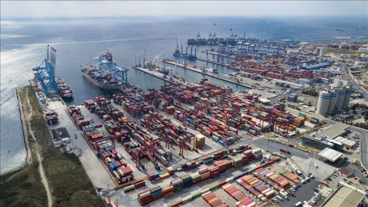 Türkiye'de ihracatını en fazla artıran il İstanbul oldu. İstanbul'u Kocaeli