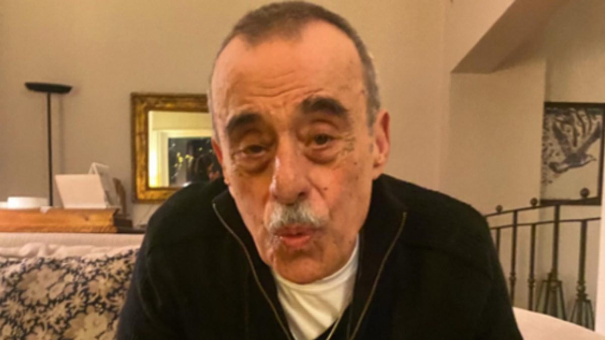 Süper Baba'nın Fiko'su Şevket Altuğ, Ahmet Gülhan'ın cenazesine katıldı. Bodrum'da