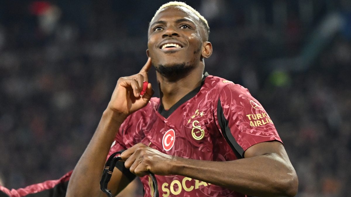 Galatasaray'ın Nijeryalı yıldız golcüsü Victor Osimhen, Afrika'da yılın futbolcusu ödülü