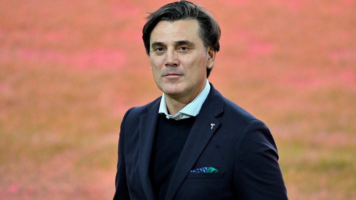 A Milli Futbol Takımı Teknik Direktörü Vincenzo Montella'nın sakatlıklar sonrası