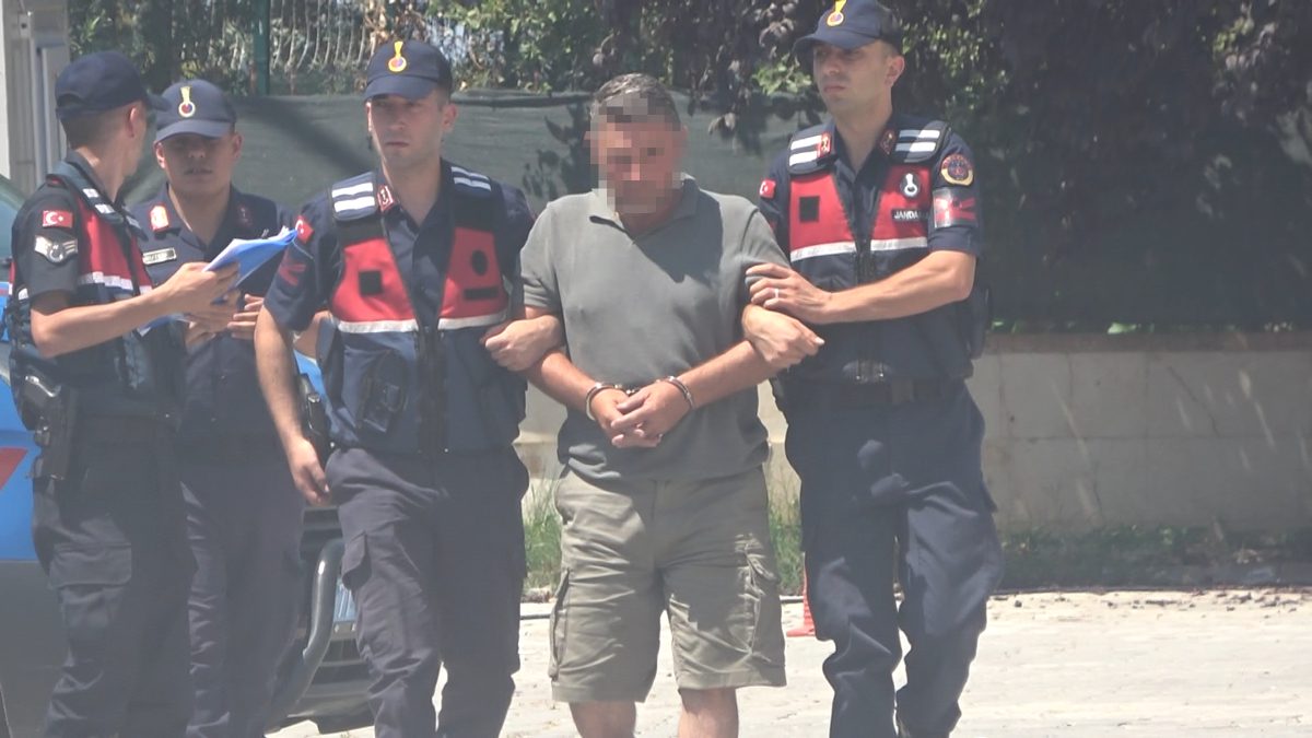 Esadiye köyünde miras kavgası nedeniyle kardeşini pompalı tüfekle 5 el